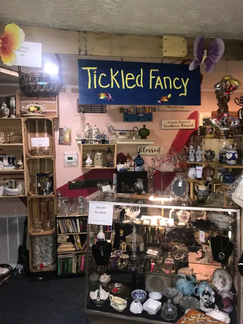 Kolectic Treasures Antique Market LLC