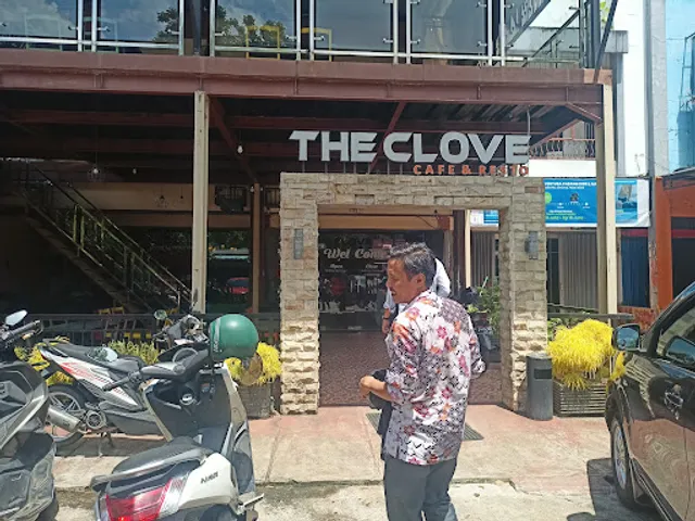 The Clove Cafe & Resto