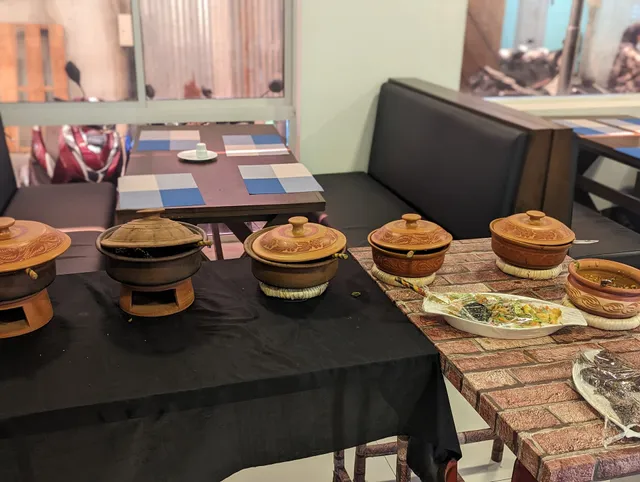 Pool Eatz Restaurant