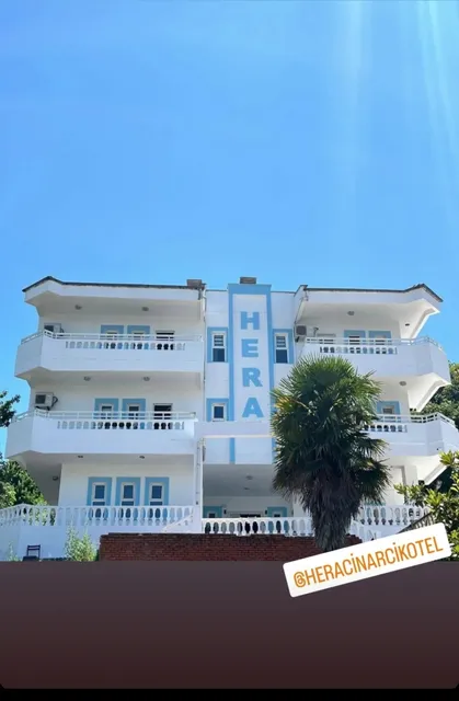 Hera Çınarcık Pansiyon