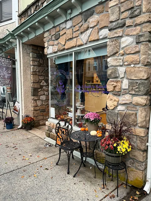 Comfy Cozy Apothecary