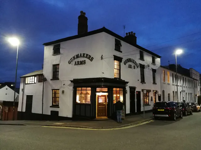 Gunmakers Arms