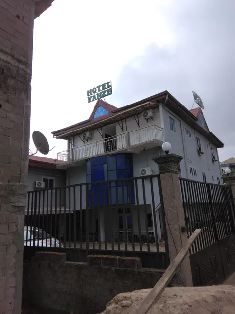HOTEL YANZE