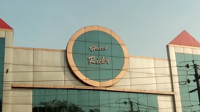 Hotel Ricky International