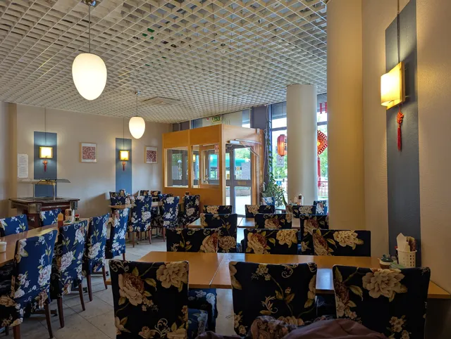 Chuan Xiang wok & sushi