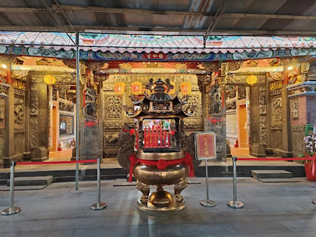 Luzhou Miaokou Night Market