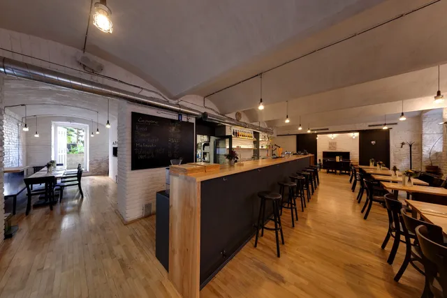 KLEMPÍRNA restaurant