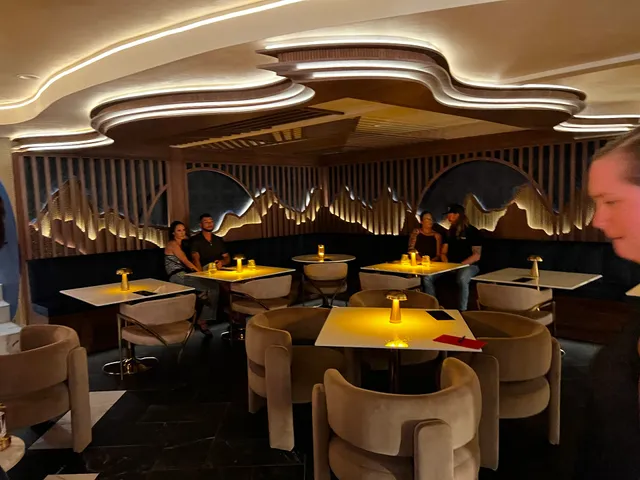 Crafted - Fine Dine Steakhouse