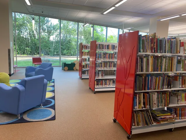 Forest Green Branch Library