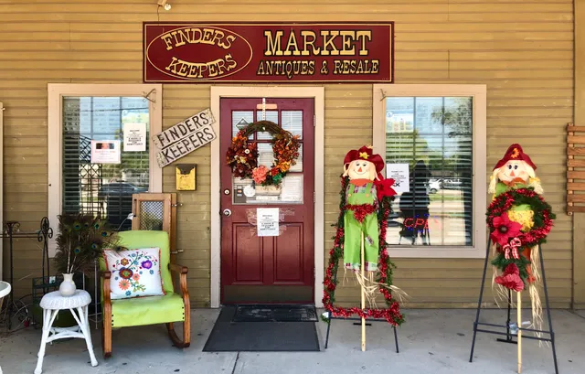 Finders Keepers Antique Market And Art Gallery