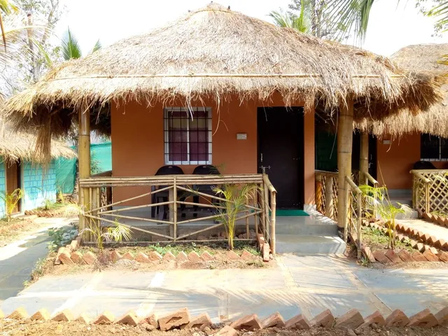 Prakash HomeStay