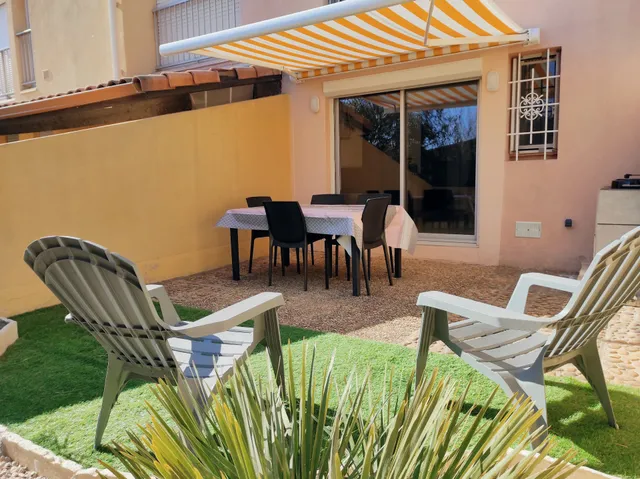 Studio 5 couchages avec grande terrasse