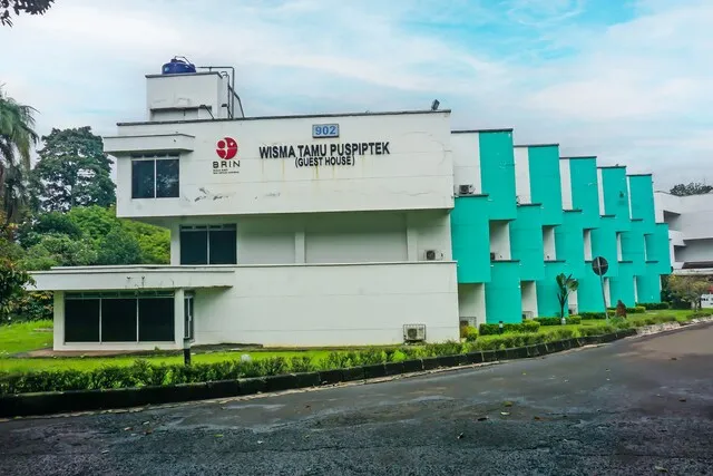 SUPER OYO Collection O 92122 Series Hotel Serpong