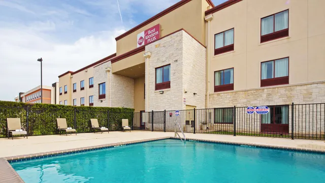 Best Western Plus Austin Airport Inn & Suites