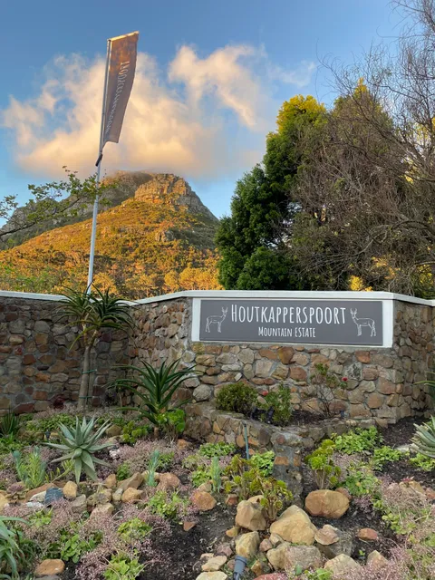 Houtkapperspoort Mountain Estate