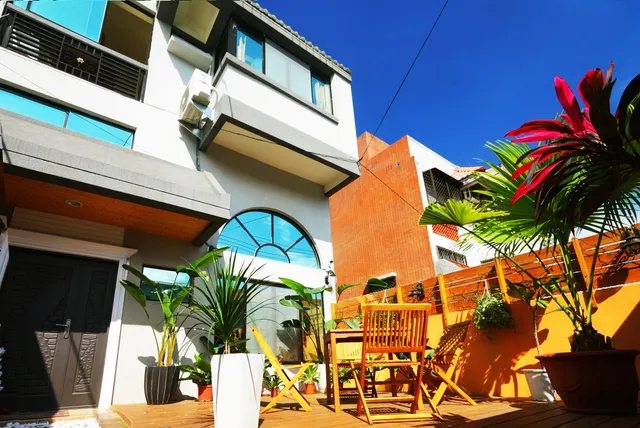 OPEN THE SKY 天扉旅棧