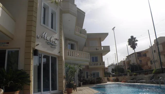 Malou Apartments