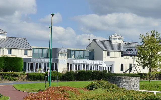 Hôtel - Restaurant Le Pavillon de Saint-Lô (anciennement LUNOTEL)