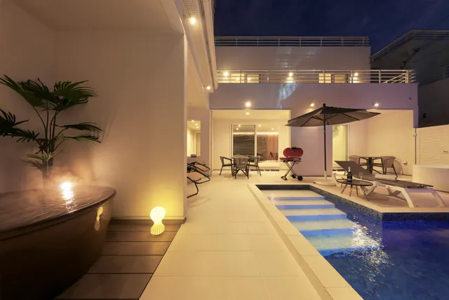 Crystal Villa Shirahama Beach