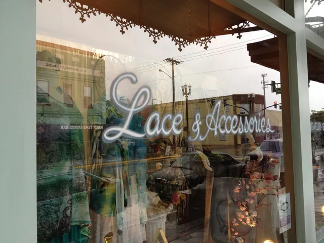 Lace & Accessories