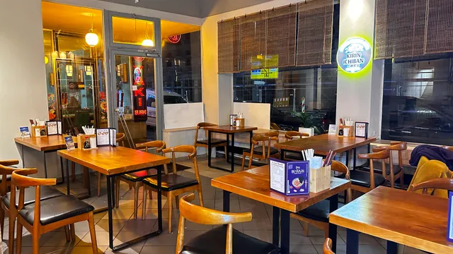 Burari - Japanische Ramen und Dumplings Bar