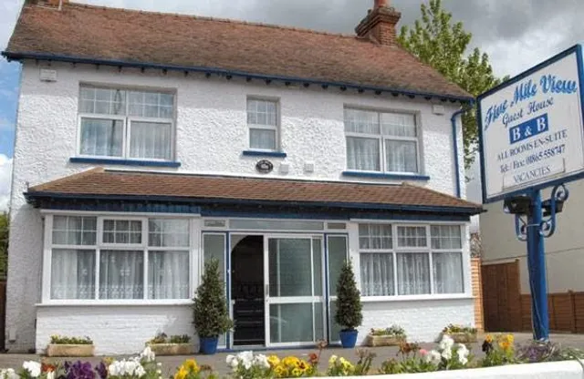 Five Mile Oxford - Guest House