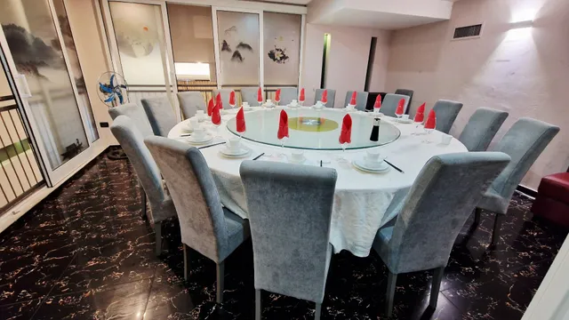 Tian Yi JiAO Padova Angolo del Mondo SRLS