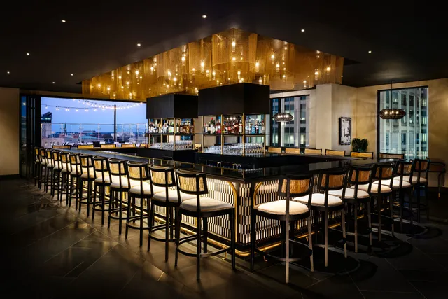 Urban Oak Rooftop Bar & Lounge