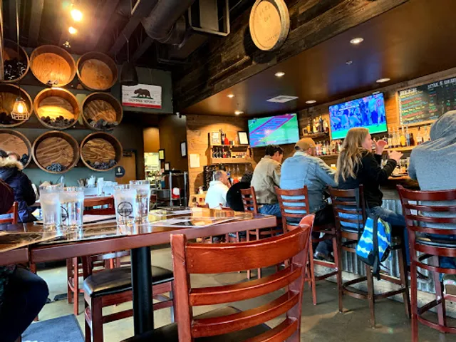 Slanted Tree Kitchen & Taproom