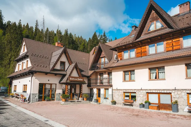 Guest Rooms Karolina