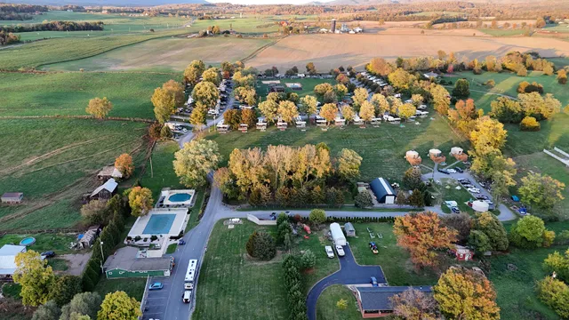 Spacious Skies Campgrounds - Shenandoah Views
