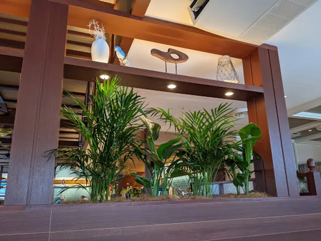 La Ohana Hawaiian Dining and Cafe