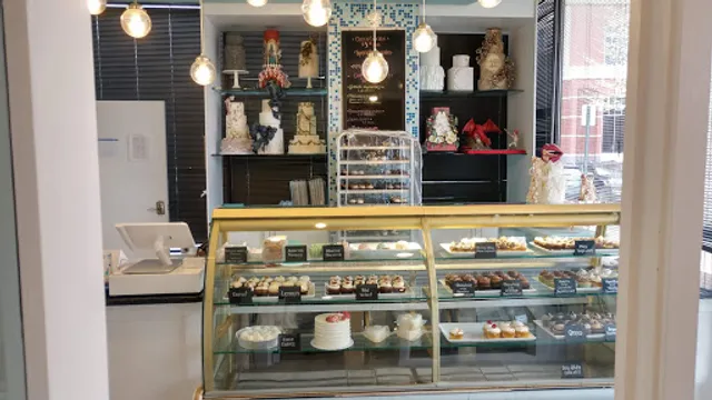 Fluffy Thoughts Cake