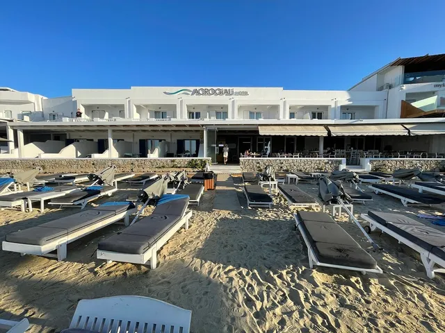 Acrogiali Beach Hotel