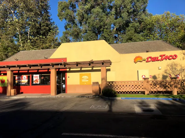 Del Taco