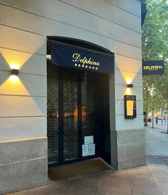 Delphina Café - Restaurante Calle Serrano