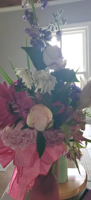 Nan's Flowers & Crafts