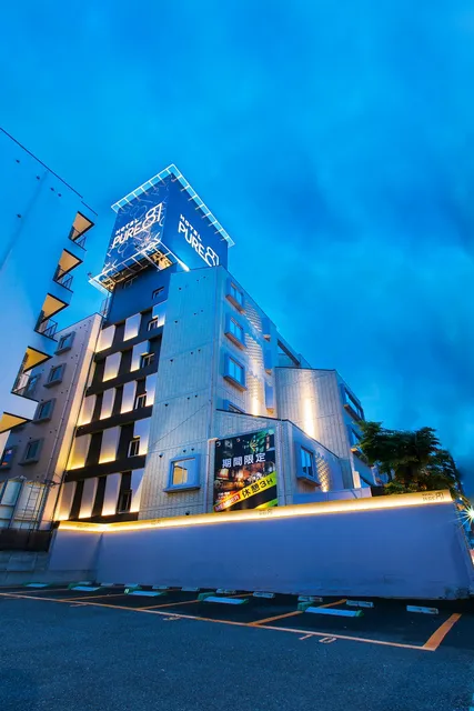 HOTEL PURE81
