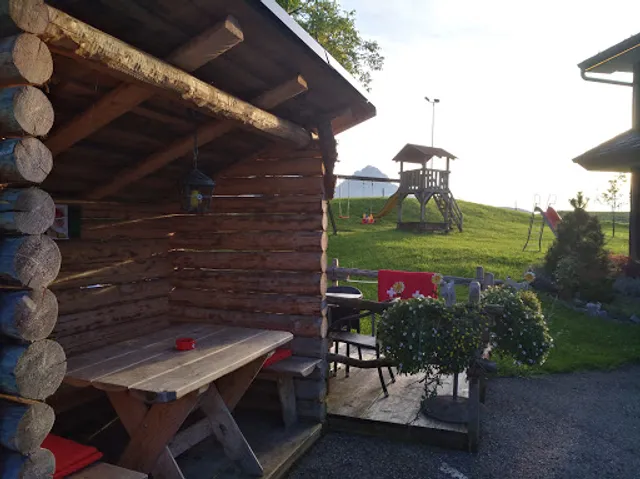 Fyrabigbeizli Nägelisgärtli