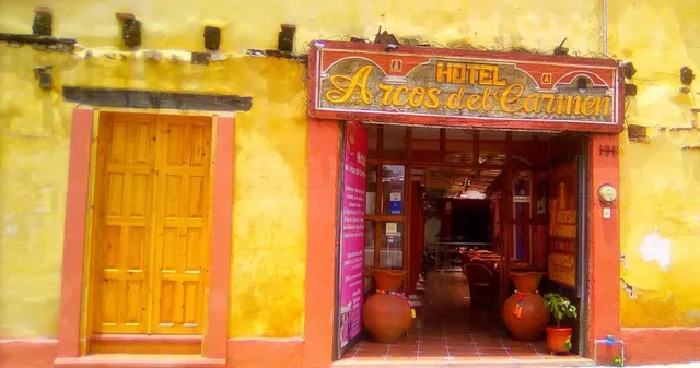 OYO Hotel Arcos Del Carmen 2