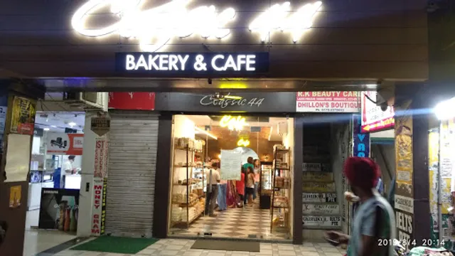 Classic 44 - The Premium Bakings