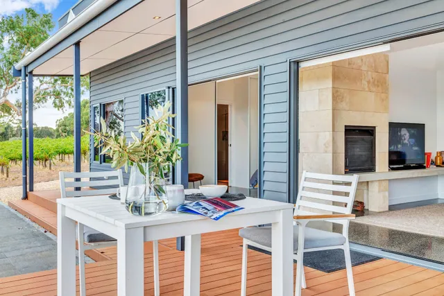 Shadow Creek Vineyard Accommodation