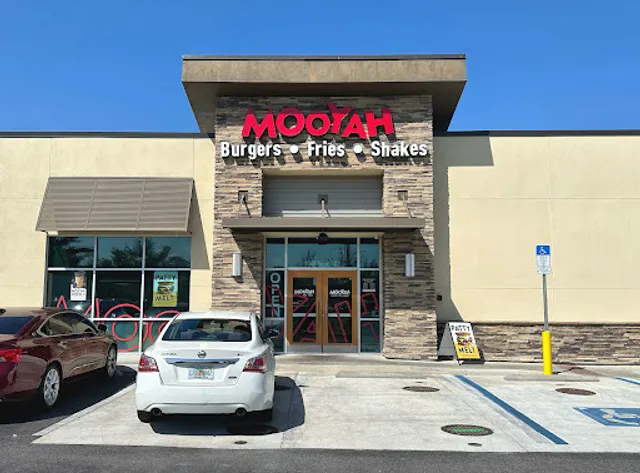 MOOYAH Burgers, Fries & Shakes