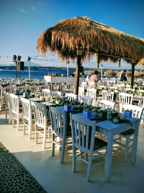 Καΐκι Beach Club