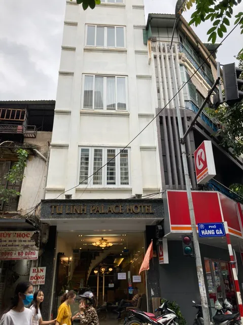 Tu Linh Palace Hotel