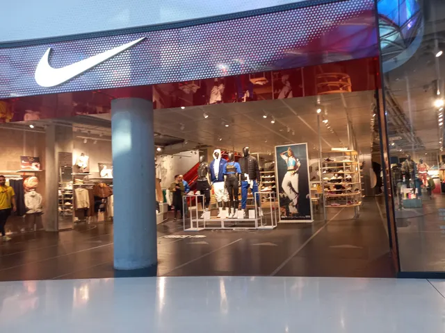 SEPHORA PARIS BEAUGRENELLE