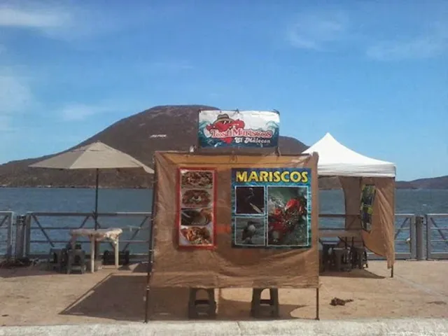 Mariscos El Malecon