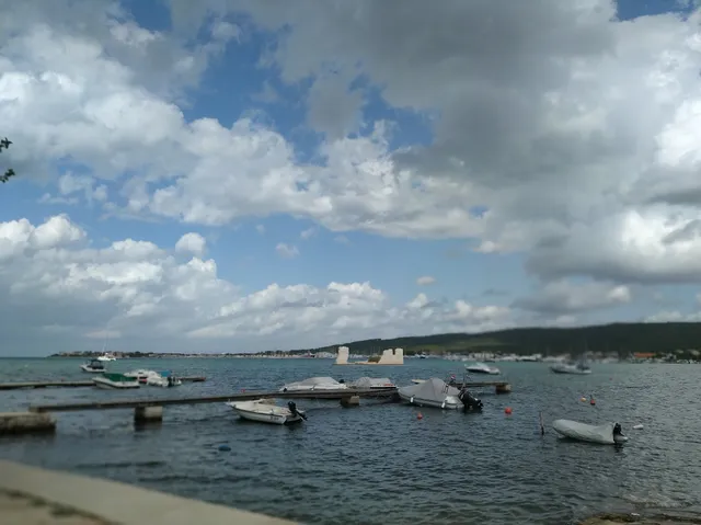 Apartments Nika Sukošan