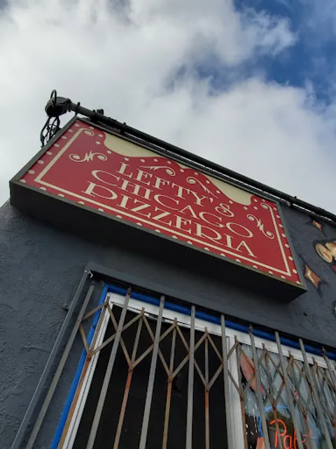 Lefty's Chicago Pizzeria