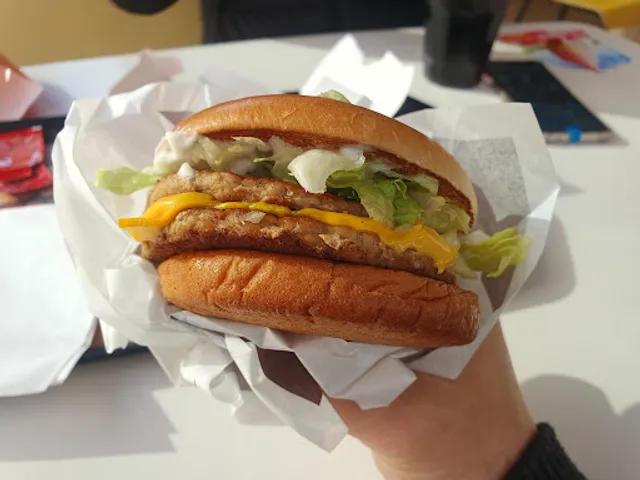 맥도날드 진해용원DT점